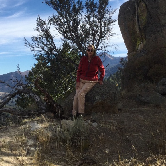 Meet your Posher, Catherine - Picture 1 of 1